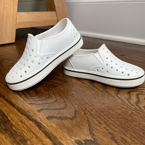 Native Miles white size C8